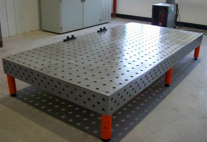 三維柔性焊接平臺孔距誤差是多大