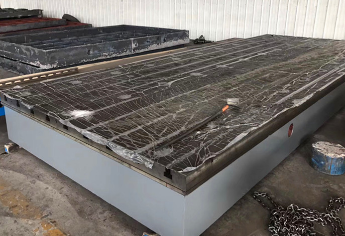 為什么選用灰口鑄鐵作為鑄鐵平臺的材料