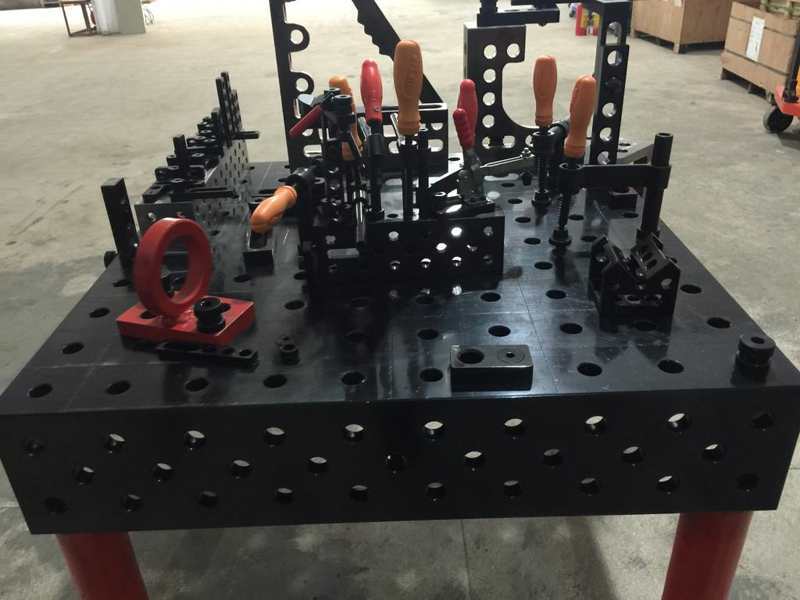 三維柔性平臺工裝夾具 三維柔性平臺工裝夾具