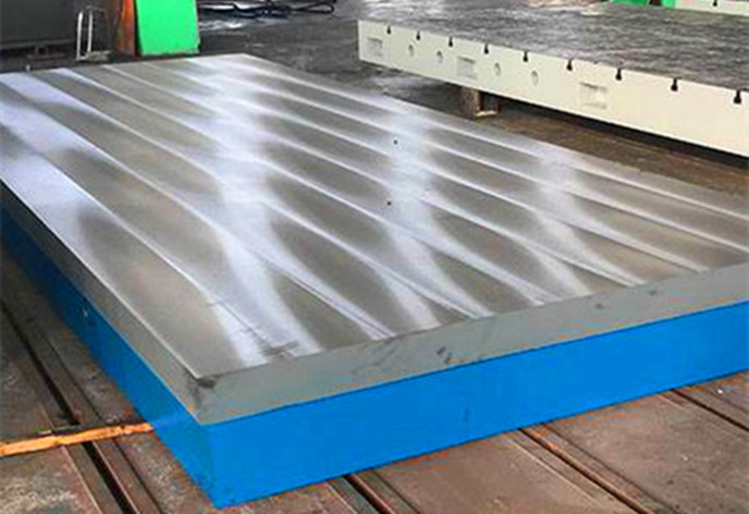 電爐熔煉鑄鐵劃線平臺生產中需要注意的事項 電爐熔煉鑄鐵劃線平臺生產中需要注意的事項